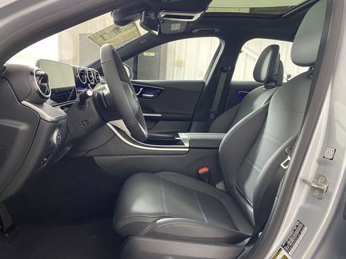 New 2025 Mercedes-Benz C 300 4MATIC Sedan image 4