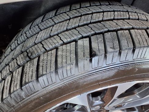 Used 2021 Jeep Grand Cherokee L Overland w/ Luxury Tech Group IV image 10