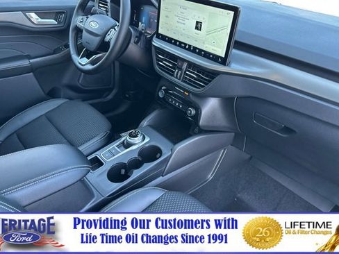 New 2025 Ford Escape SE w/ Class II Trailer Tow Package image 16