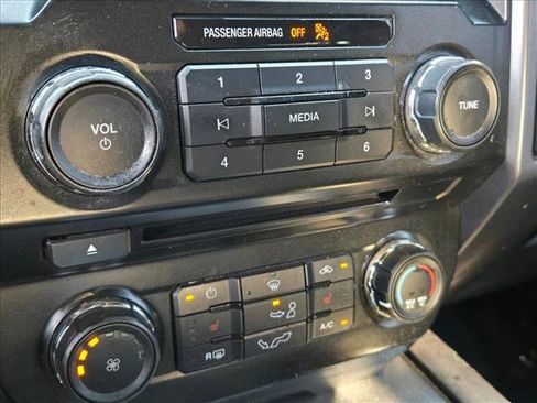 Used 2016 Ford F150 XLT w/ Equipment Group 302A Luxury image 15