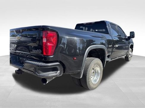 Used 2022 Chevrolet Silverado 3500 High Country AWD/4WD image 7