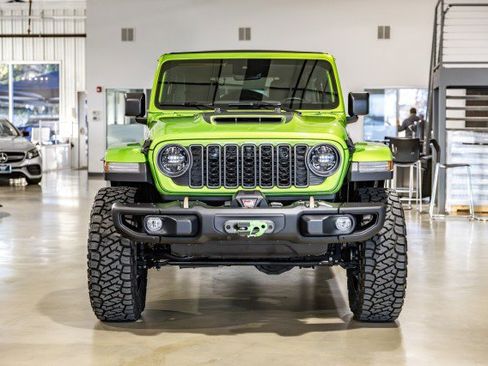 Used 2025 Jeep Wrangler Unlimited Rubicon 392 image 8