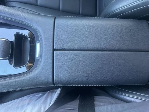 Used 2022 Mercedes-Benz GLE 450 4MATIC image 36