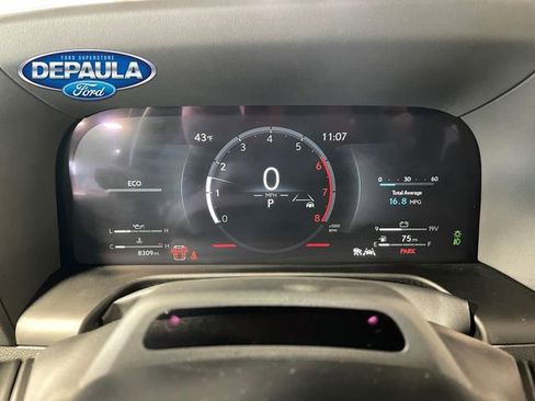 Used 2024 Lexus GX 550 image 2