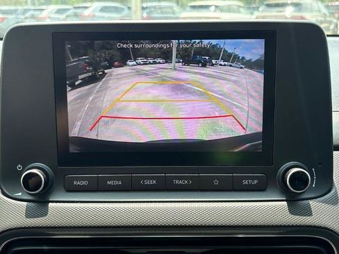 Used 2023 Hyundai Kona SE AWD/4WD image 23