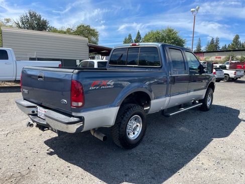Used 2004 Ford F250 XLT AWD/4WD image 4