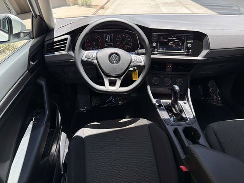Used 2019 Volkswagen Jetta S w/ Driver Assistance Package FWD image 8