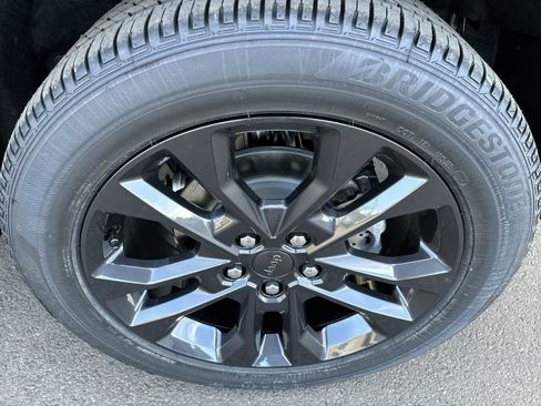 New 2026 Jeep Grand Cherokee Limited Reserve image 4