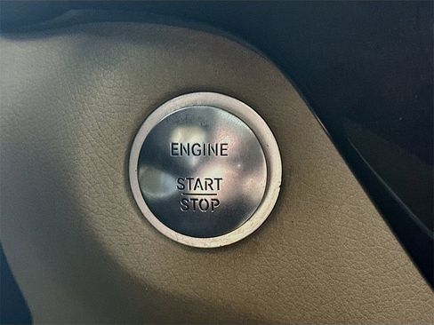 Used 2014 Mercedes-Benz ML 350 2WD image 27