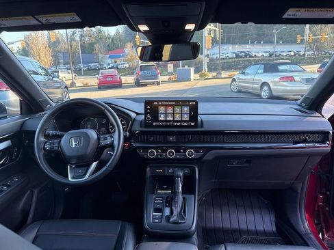 Used 2025 Honda CR-V Sport Touring image 12