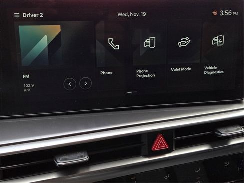 New 2025 Kia Sorento LX image 14