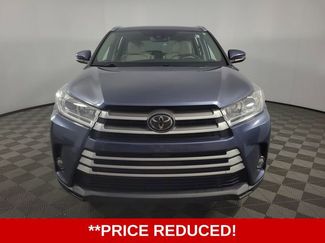 Used 2019 Toyota Highlander XLE video 2