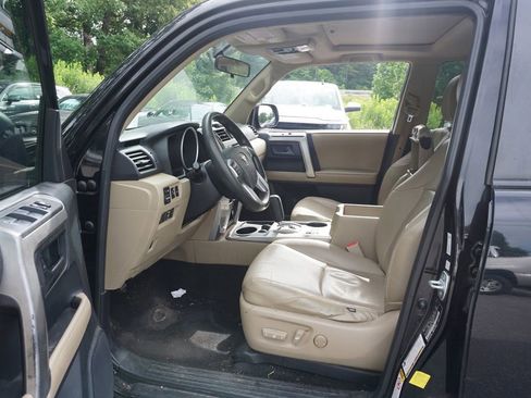 Used 2012 Toyota 4Runner SR5 w/ Convenience Pkg RWD image 2