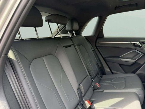 Certified 2025 Audi Q3 2.0T Premium w/ Convenience Package AWD/4WD image 28