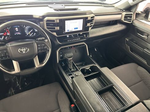 Used 2025 Toyota Tundra SR5 w/ SR5 Convenience Package AWD/4WD image 22