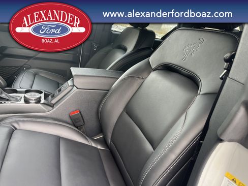 New 2026 Ford Bronco Outer Banks w/ Sasquatch Package image 12