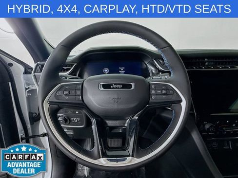 Used 2024 Jeep Grand Cherokee Trailhawk AWD/4WD image 11