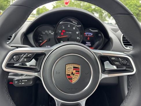 Used 2024 Porsche 718 Cayman RWD image 24