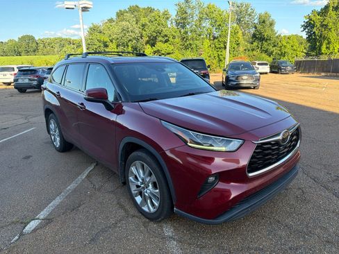 Used 2020 Toyota Highlander Limited AWD/4WD image 5