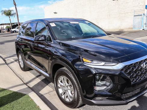 Used 2020 Hyundai Santa Fe SEL image 3