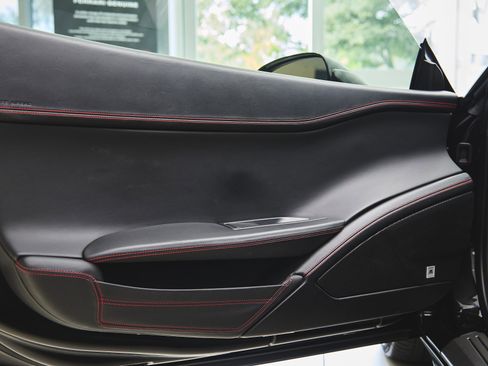 Used 2011 Ferrari 458 Italia Coupe image 26