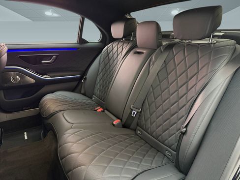 New 2026 Mercedes-Benz S 580e 4MATIC Sedan image 21