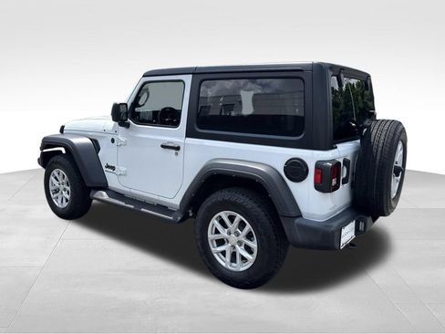 Used 2023 Jeep Wrangler Sport AWD/4WD image 5