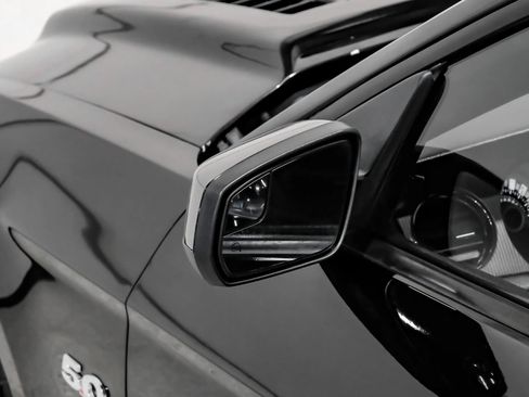 Used 2013 Ford Mustang GT Premium w/ Electronics Pkg RWD image 43