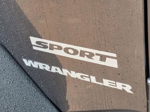 Used 2017 Jeep Wrangler Sport w/ Quick Order Package 24S image 8