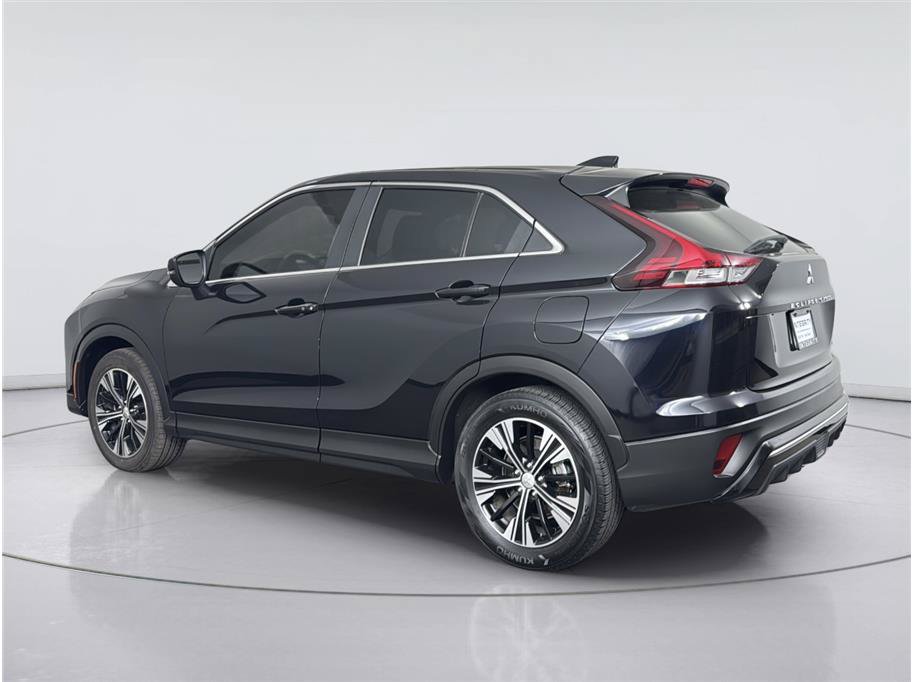 Used 2022 Mitsubishi Eclipse Cross SE FWD image 3
