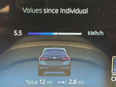 New 2026 BMW iX xDrive60 w/ Premium Package image 16