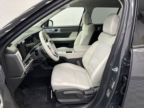 New 2026 Hyundai Santa Fe SE FWD image 9