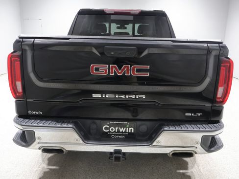 Used 2022 GMC Sierra 1500 SLT AWD/4WD image 3