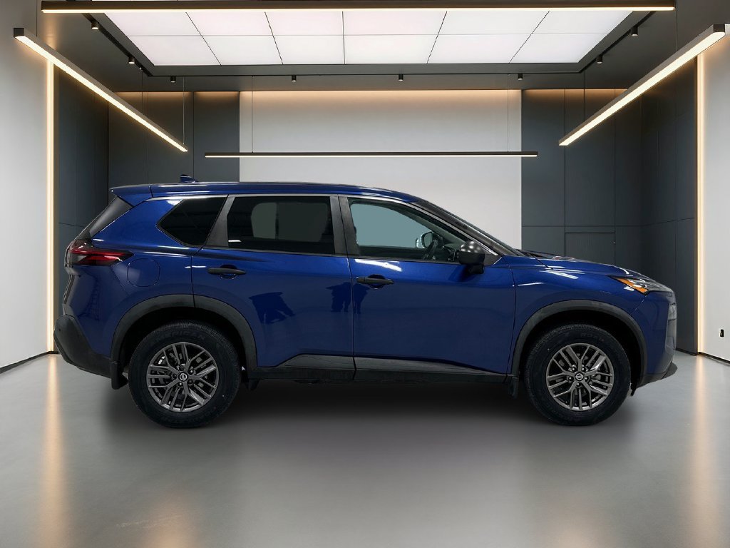 Used 2021 Nissan Rogue S AWD/4WD image 7