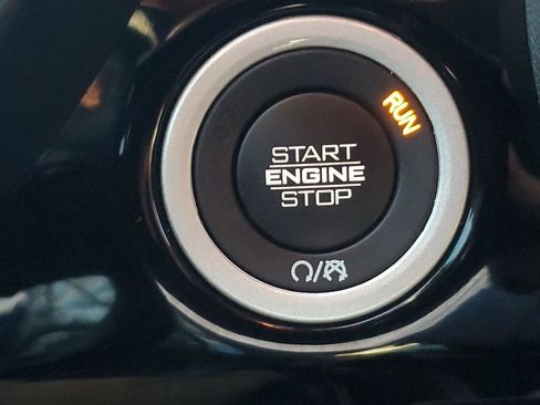 Used 2025 RAM 1500 Laramie w/ Night Edition image 38