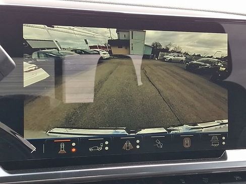 New 2026 GMC Sierra 1500 SLE AWD/4WD image 18