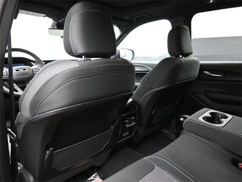 New 2025 Jeep Grand Cherokee Laredo X image 18