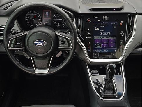 Used 2020 Subaru Outback Limited AWD/4WD image 12