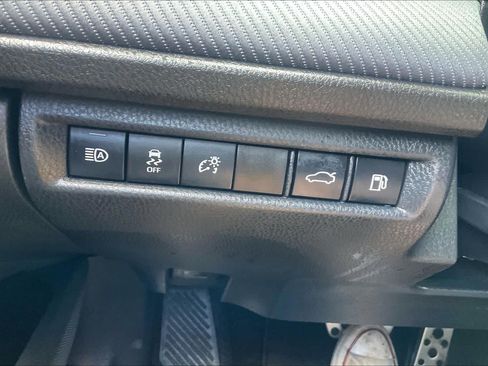 Used 2025 Toyota Camry SE w/ Convenience Package FWD image 32