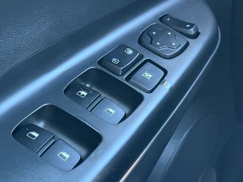 Used 2022 Hyundai Kona SEL w/ Cargo Package image 18