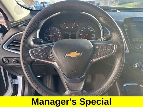 Used 2024 Chevrolet Malibu LT image 16