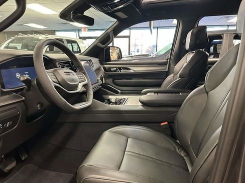 New 2026 Jeep Grand Wagoneer L 4WD w/ Premium Group I image 3