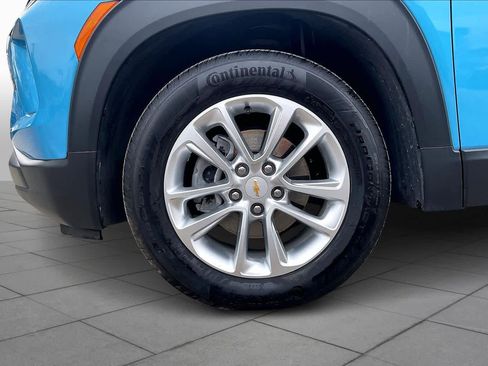 Used 2025 Chevrolet TrailBlazer LS w/ LS Confidence Package image 9