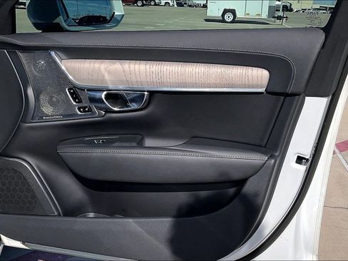 Certified 2023 Volvo S90 T8 Ultimate image 25