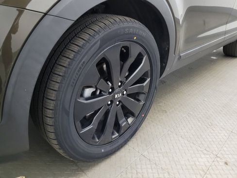 Used 2021 Kia Telluride S FWD image 31