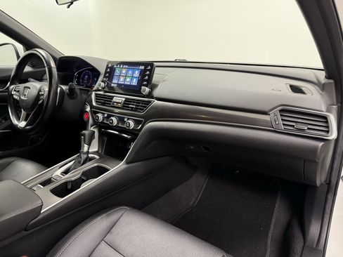 Used 2020 Honda Accord Sport image 28
