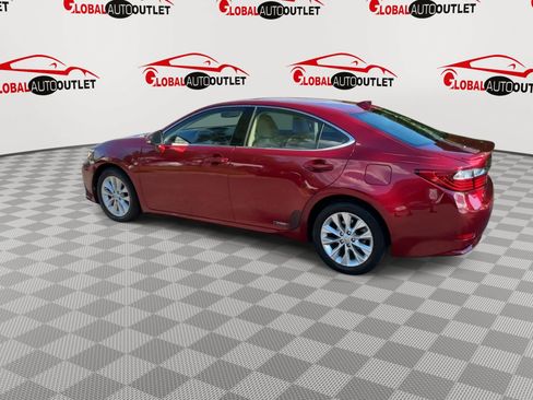 Used 2015 Lexus ES 300h w/ Navigation System Package FWD image 6