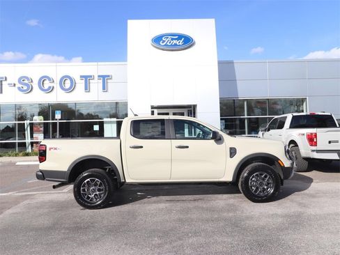 New 2025 Ford Ranger XLT w/ FX4 Off-Road Package image 15