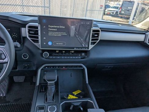 Used 2024 Toyota Tundra Limited image 4