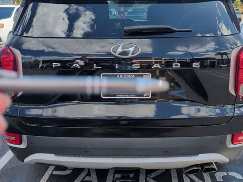 Used 2020 Hyundai Palisade SEL w/ Convenience Package FWD image 3